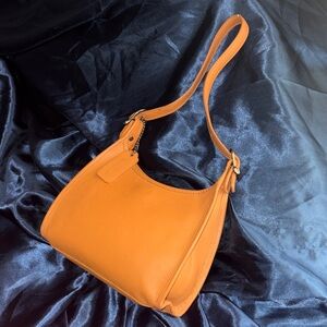 Sportscoach Tan Leather Shoulder Bag